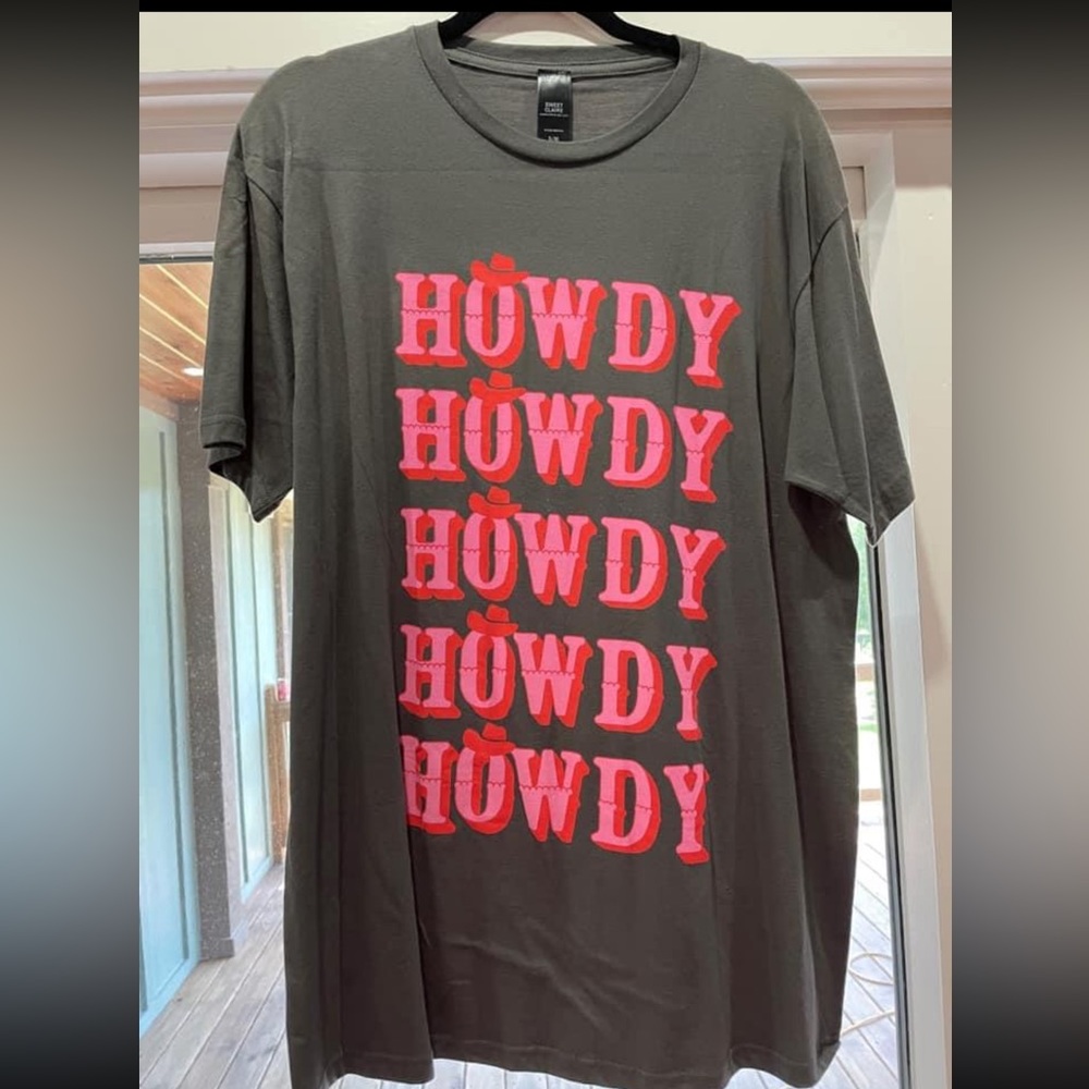 HOWDY HOWDY TEE🤠